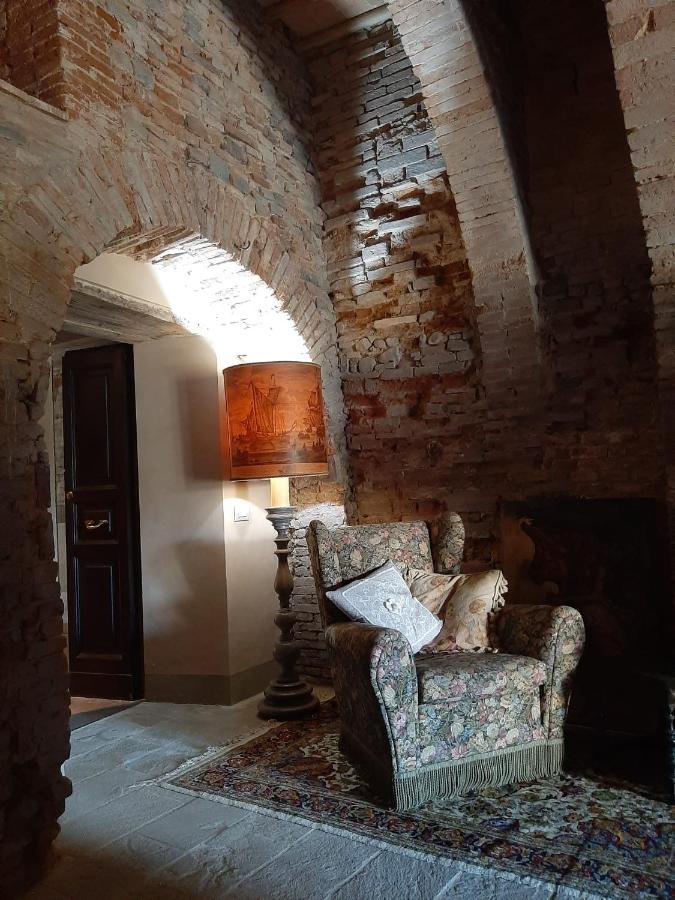 Borgo Di Beppe E Gloria Suite San Giovanni Valdarno Exterior photo